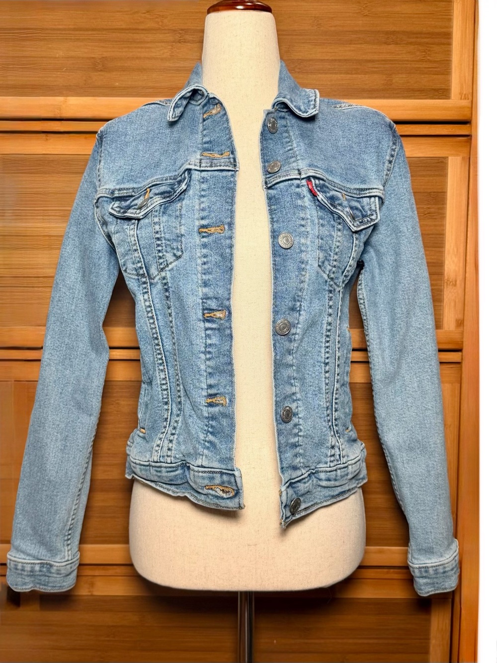 Signature by Levi Strauss Light Blue Denim Jean Jacket